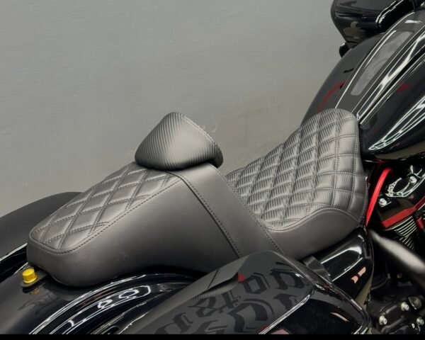 Harley-Davidson Touring Dual Seat